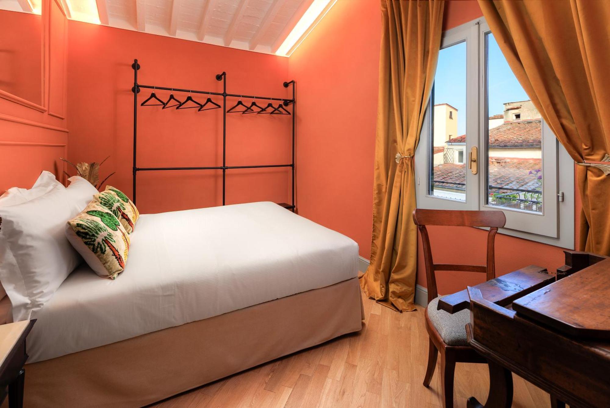 Enchanting Penthouse With A Breathtaking 360 Degrees Panoramic View In The Heart Of Apartment